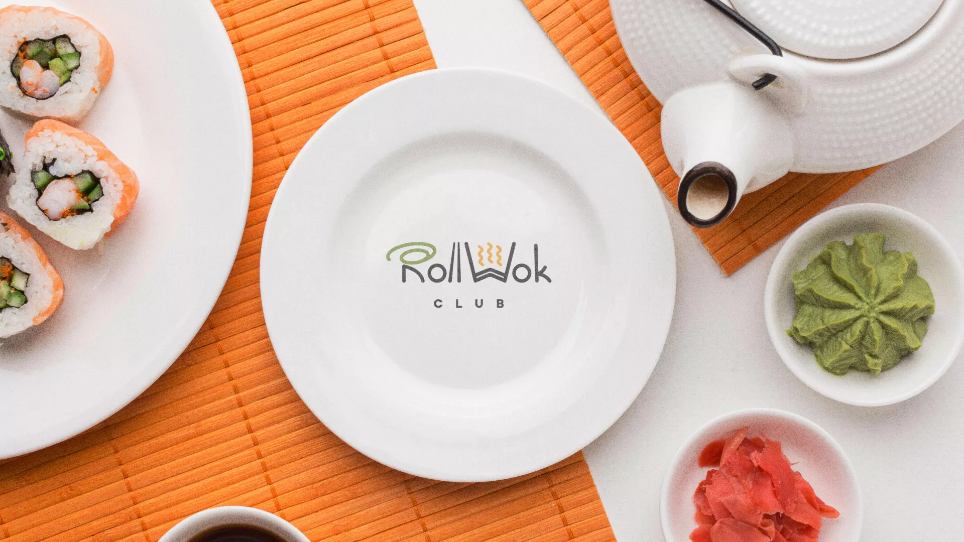Разработка логотипа и фирменного стиля суши-бара «Roll Wok Club» в Красногорске